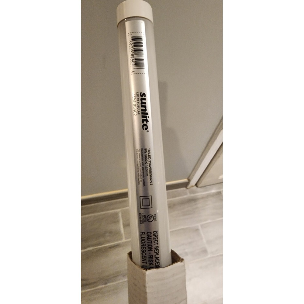 Sunlite 88402 T8/led/2"/8w/is/50k/v2‎